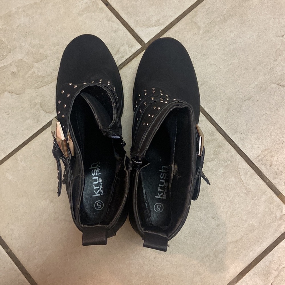 Heeled Booties - Picture 2 of 4